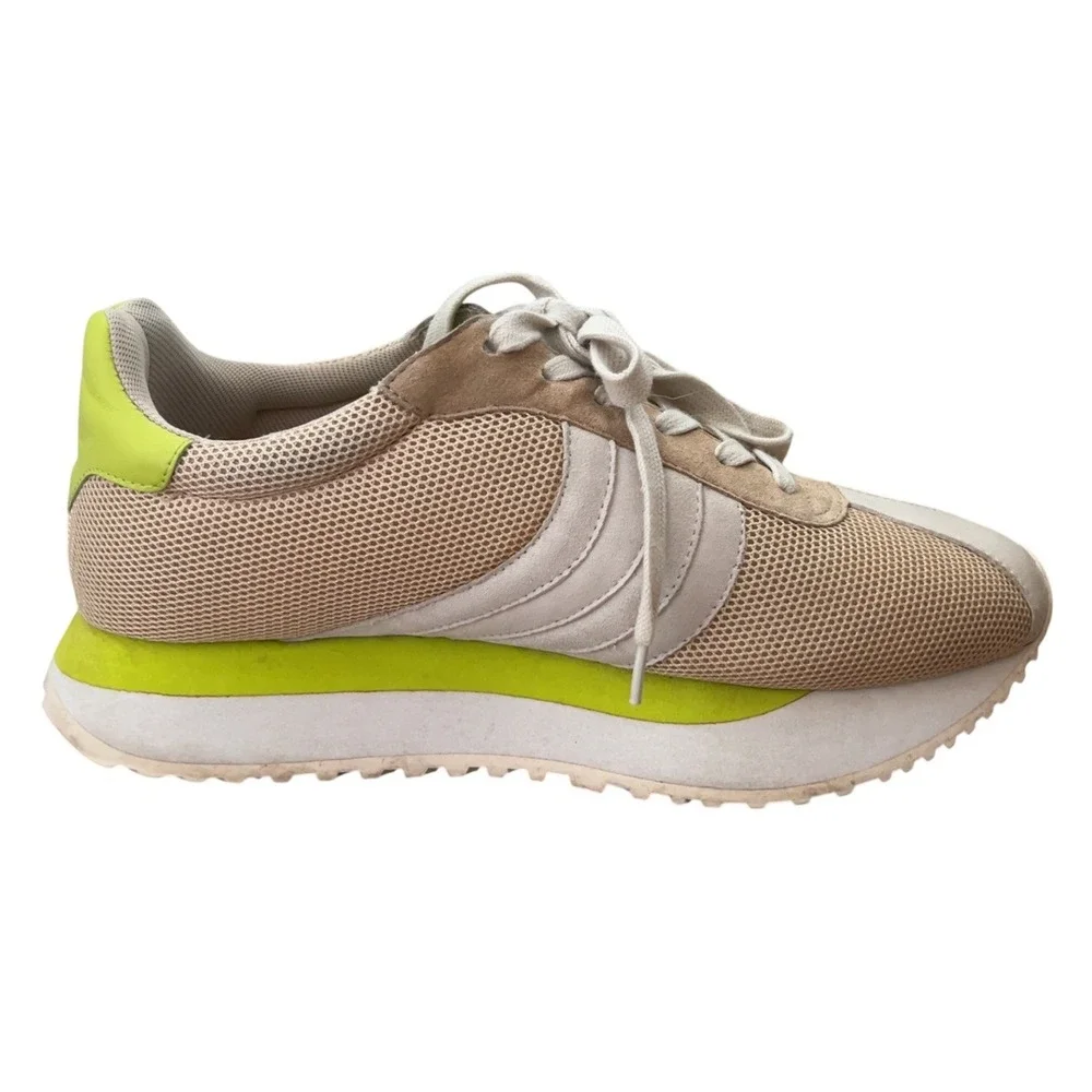 Charlotte‎ Stone Platform Retro Sneaker Tootie in Peche Size 10